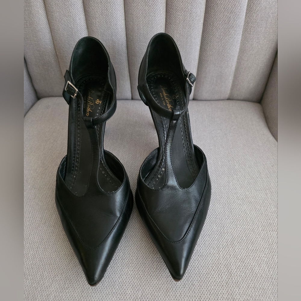 Brooks Brothers Black Pointed-Toe T-Strap Heels Used, Excellent Condition.